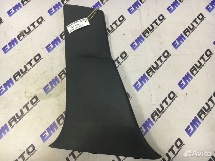 Накладка центральной стойки левая Рено Меган 2