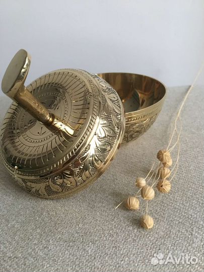 Сахарница латунь