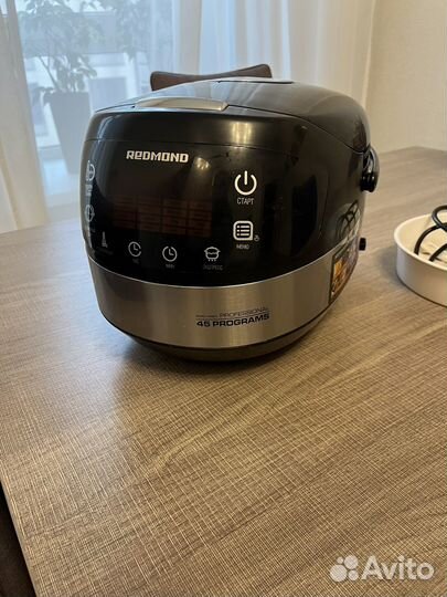 Мультиварка redmond RMC-M90