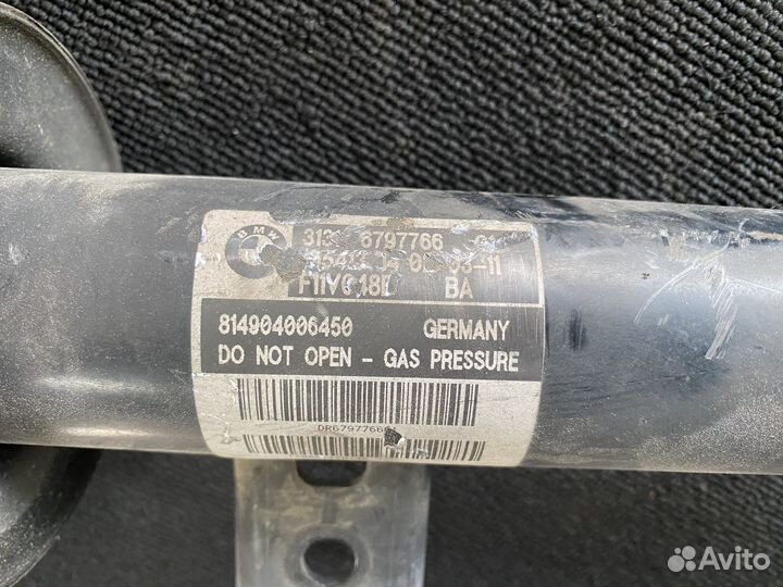 Стойка амортизатора передняя правая BMW 5 f10 ориг