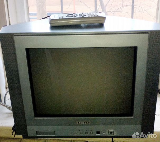 Телевизоры Samsung и Panasonic