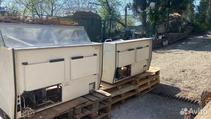 Холодильная витрина