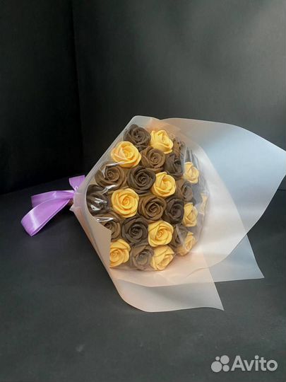 Букет - 29 Шоколадных Роз