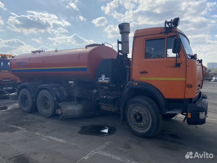 Поливомоечная маш. ко-823 на камазе 65115 год 2013