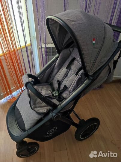 Прогулочная коляска