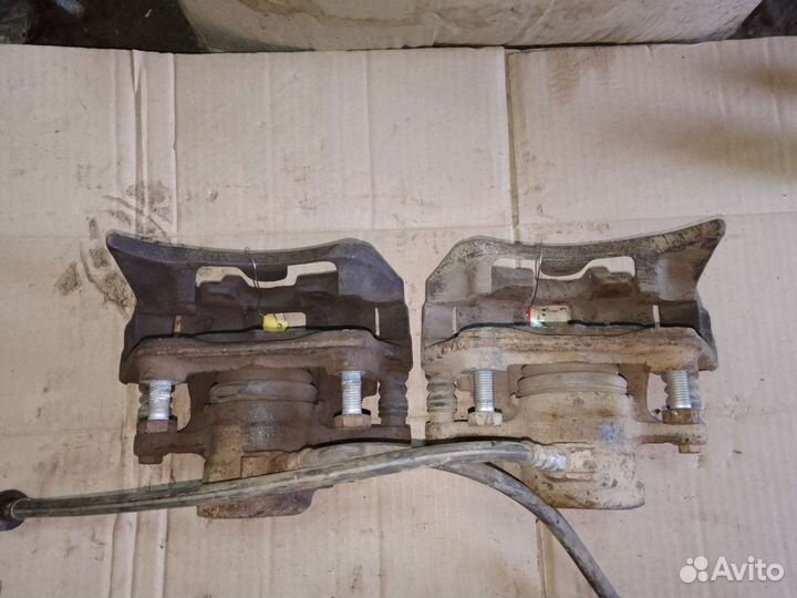 Суппорт передний правый левый Mercedes W202