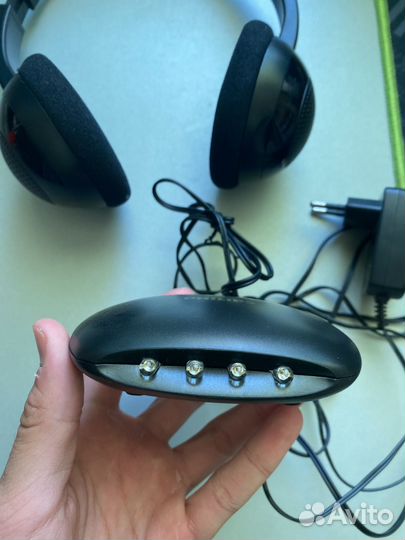 Беспроводные наушники philips