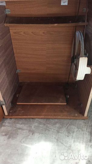 Швейная машинка ножная