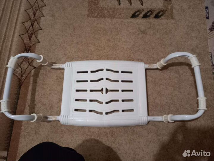 Подставка для купание в ванной