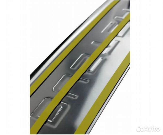 Накладка на бампер Рено Дастер 2010-2021г