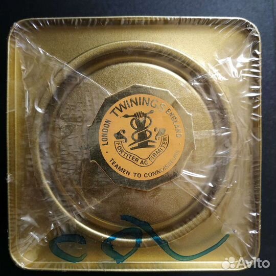 Банка чая Twinings
