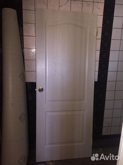 Двери межкомнатные с коробкой, фурнитурой