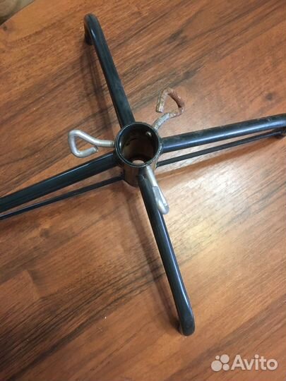 Крестовина для елки