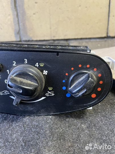 Блок управления печкой LADA Largus