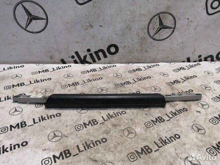 Ручка подлокотника правая Mercedes Gl X164