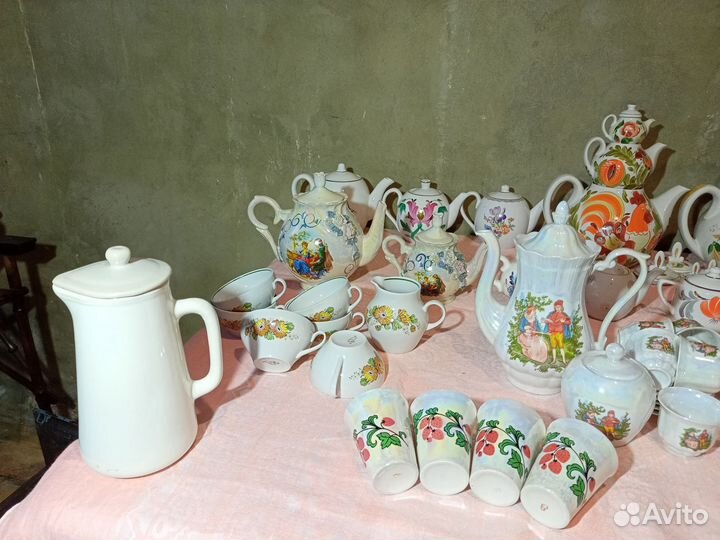 Фарфоровые чайники