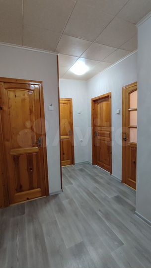 4-к. квартира, 73 м², 3/6 эт.