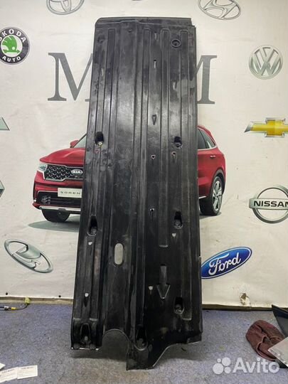 Защита днища кузова правая Kia Cerato 3 2015