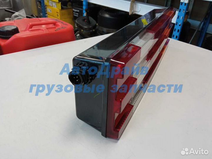 Фонарь правый Мерседес Актрос