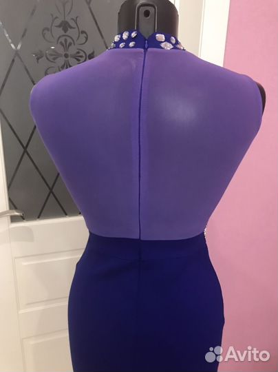 Вечернее платье со стразами