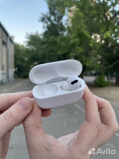 Airpods pro 1-го поколения