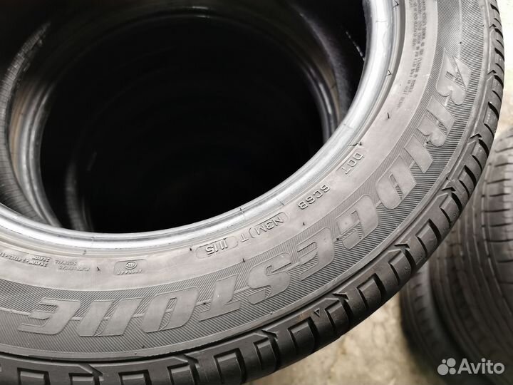 Bridgestone Dueler H/P Sport 235/55 R17