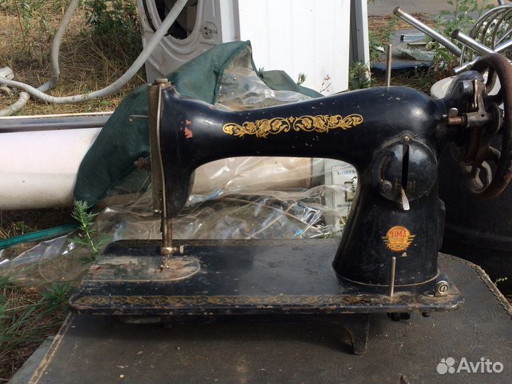 Швейная машинка