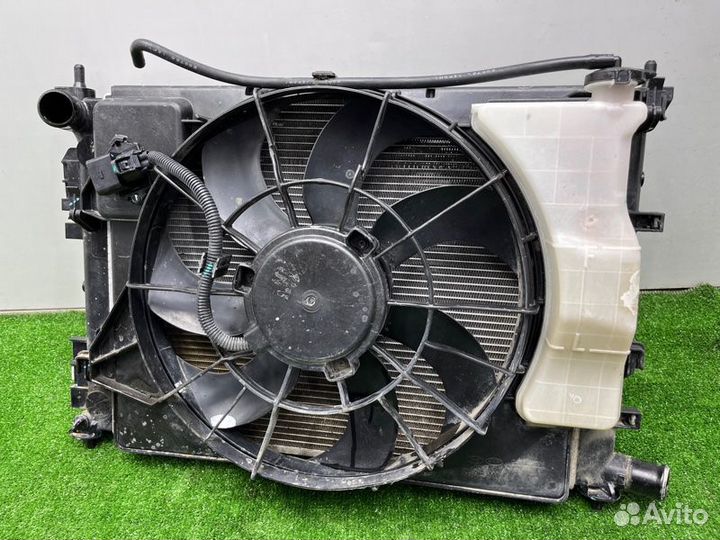 Кассета радиаторов с вентилятором с дифузором Kia