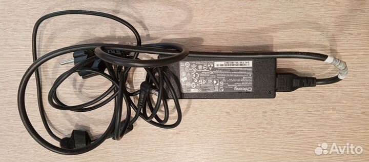 Зарядное устройство для ноутбука