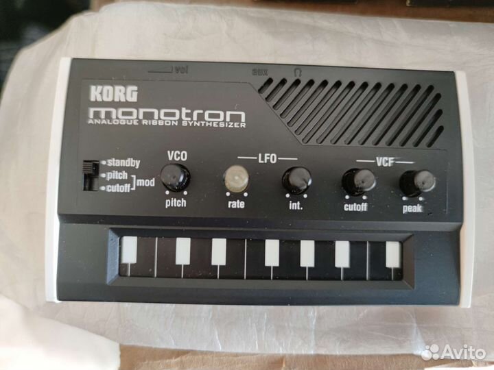 Korg Monotron аналоговый синтезатор компактный