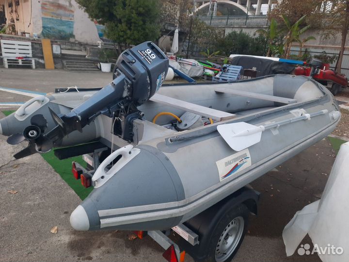 Надувная лодка пвх с мотором 9.9 или 15