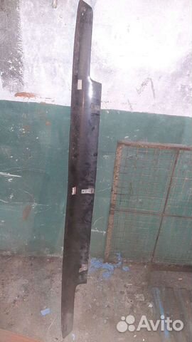 Дефлектор капота