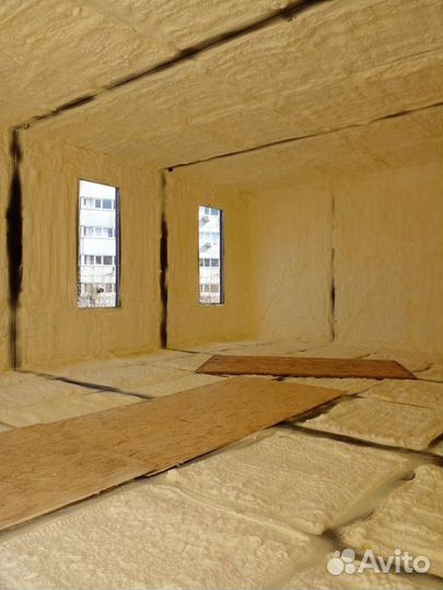 Напыление ппу пеной \ Утепление крыши \ Без швов