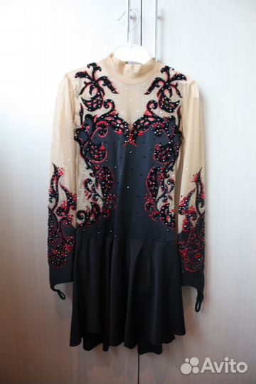 Платье для фигурного катания