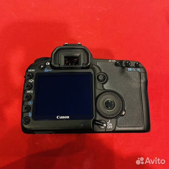 Canon 5d mark ii kit 24-105mm (пробег 1000 кадров)