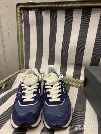 New Balance 574 Blue White Gold