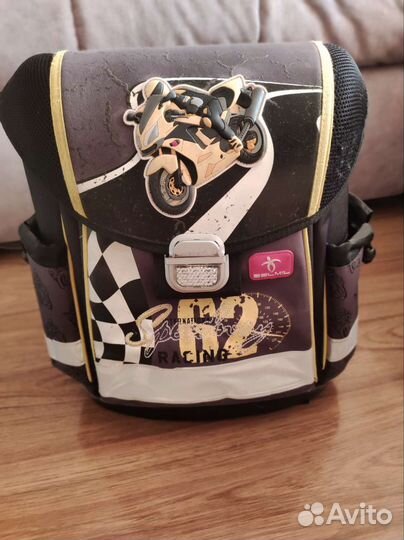 Школьный ранец