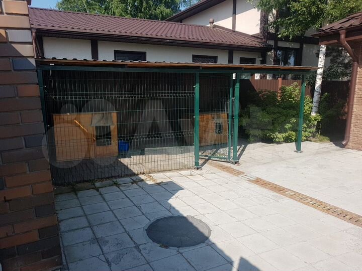 Дом 181,2 м² на участке 10 сот.