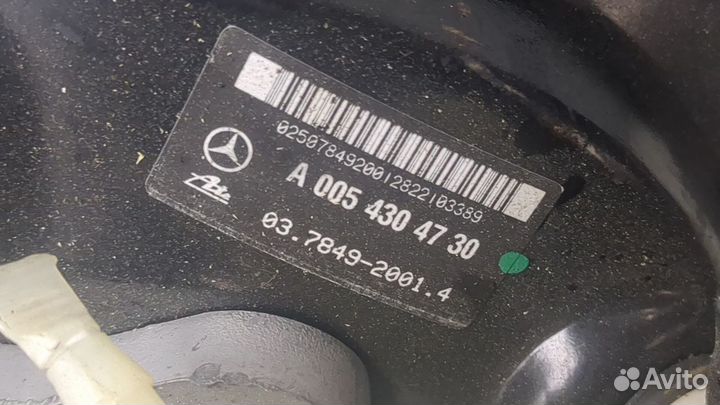 Цилиндр тормозной главный Mercedes C W203, 2002