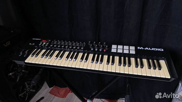 Миди клавиатура M-audio Oxygen 61 MK IV
