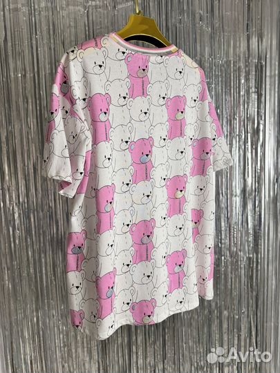 Футболка со стразами