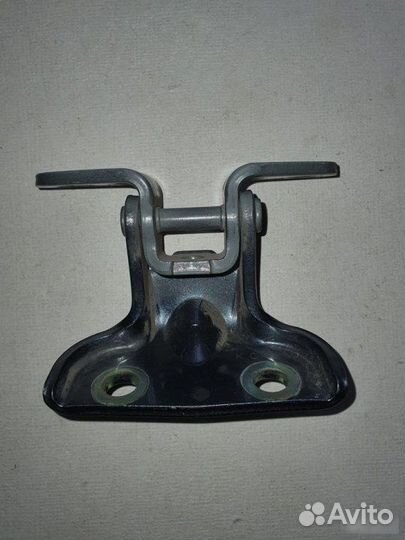 Петля двери правая задняя Hyundai Sonata 2014