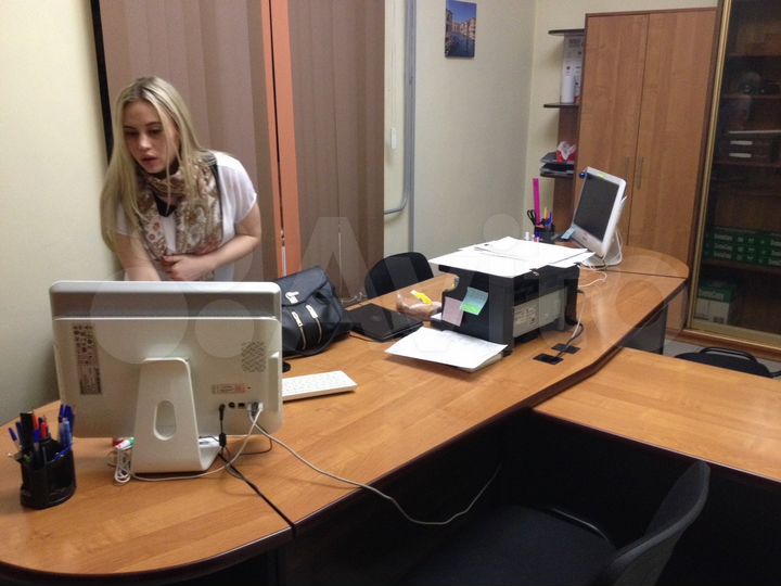 Офисное, универсальное здание 220 м. кв, 2 этажа