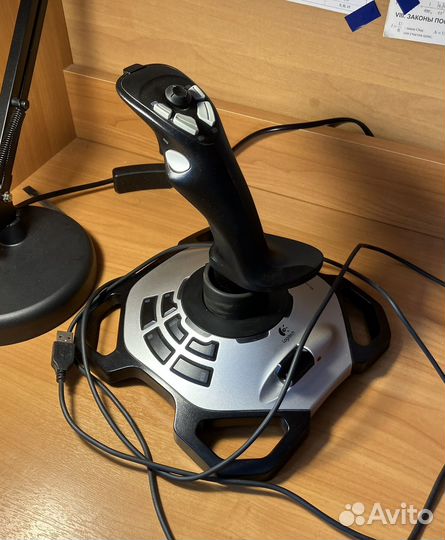 Джойстик Logitech extreme 3D pro