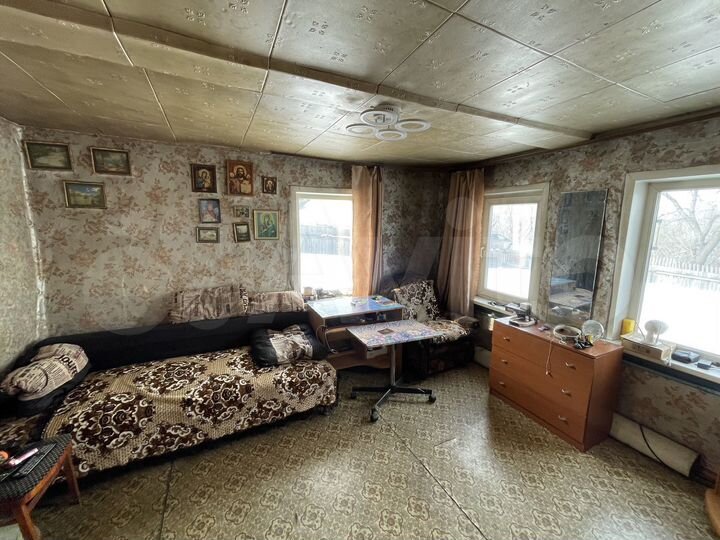 Дом 37,3 м² на участке 5 сот.