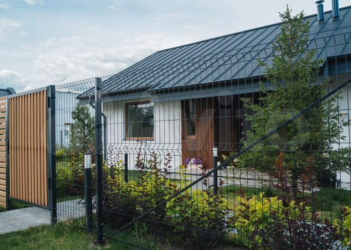 Дом 114 м² на участке 6 сот.