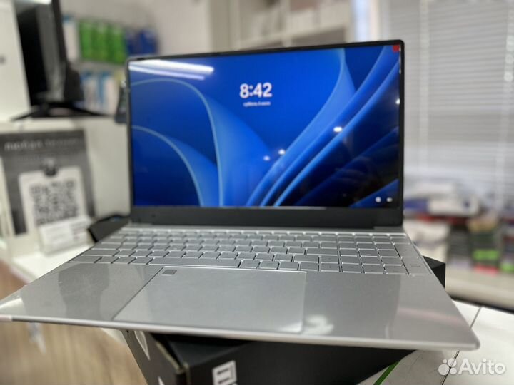 Ноутбук 15,6" 8/512Gb