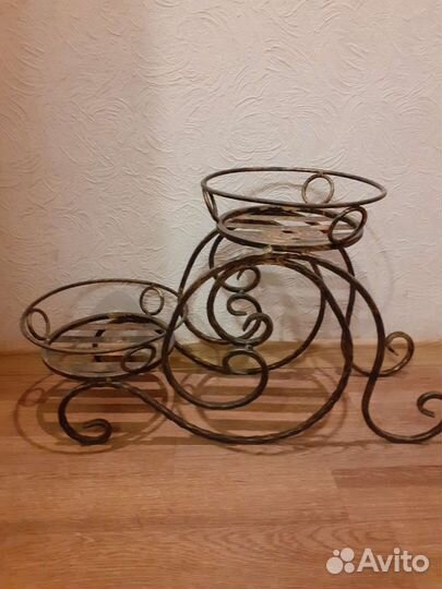 Подставка для цветов напольная