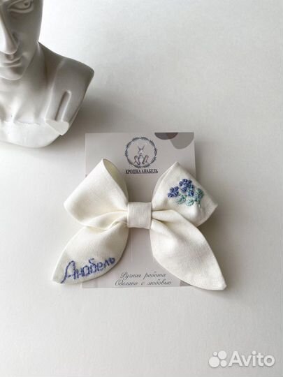 Заколки, резинки с вышивкой ручной работы