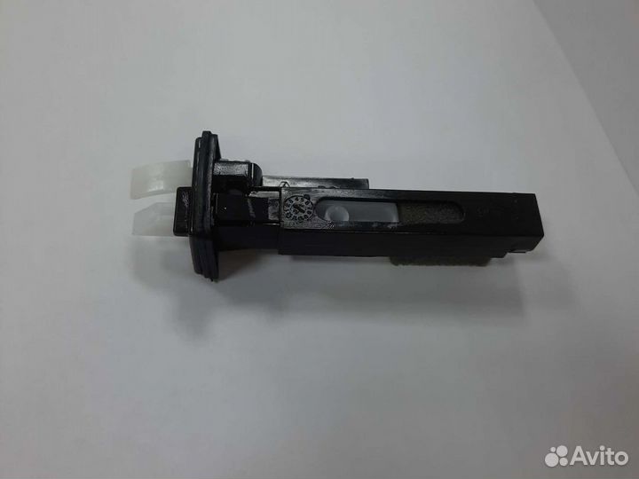 Замок лючка бензобака Duster